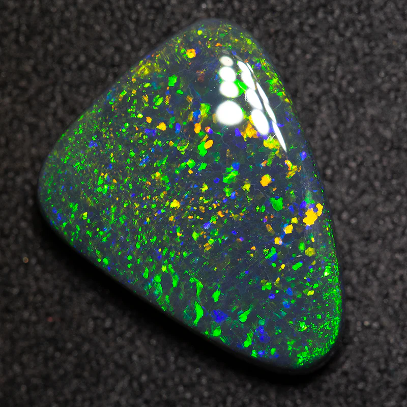 3.98 ct black opal 14.3x11.3x3.7mm