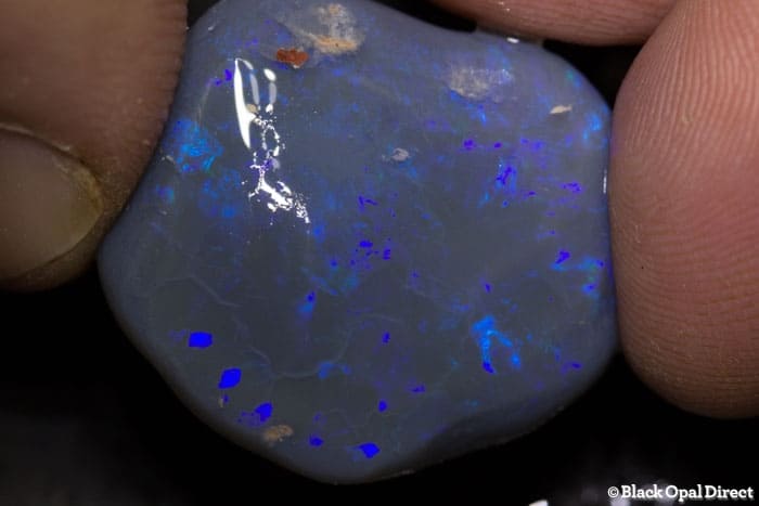 39 ct rough opal piece 26mm across