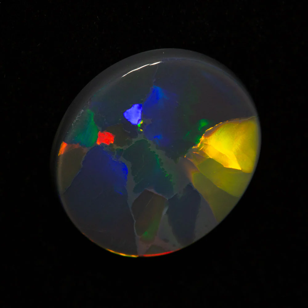 4.15 ct black opal 13.4x11.6x3.7mm - Image 2