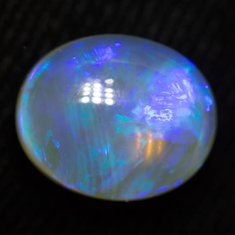 4.28 ct crystal opal 11x9x6.5mm