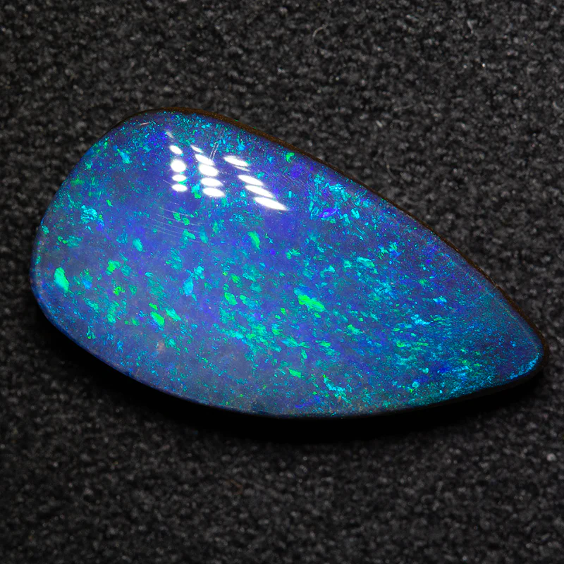 4.33 ct boulder opal 15.8x8.4x4mm