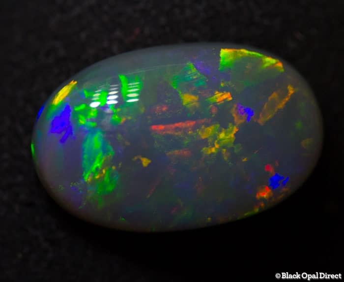 4.36 ct semi black opal 15x10x5mm