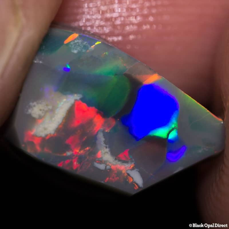 4.45 ct rough opal piece 14mm across