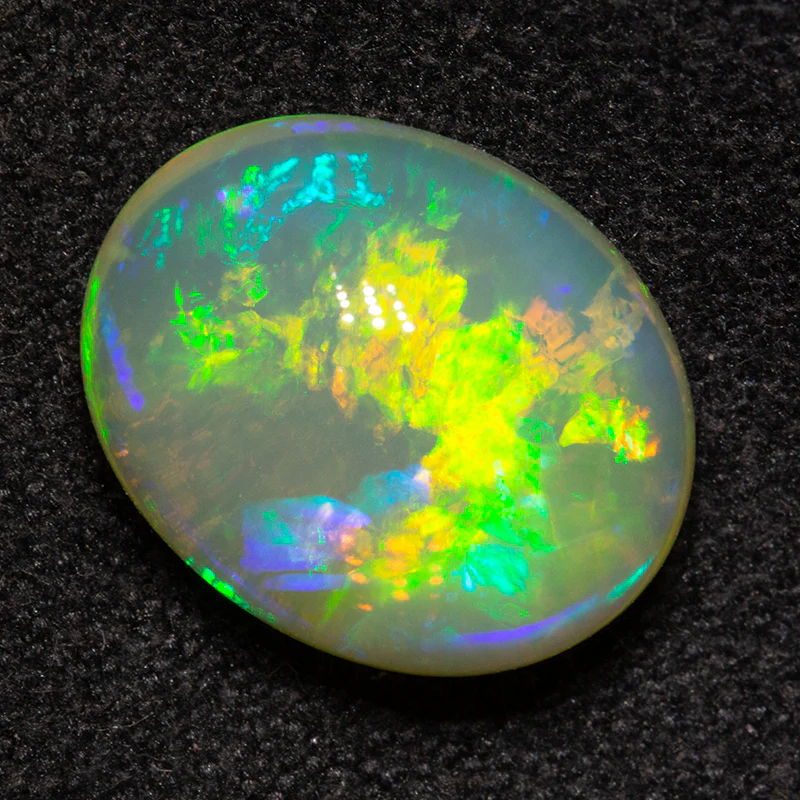 4.48 ct double-sided crystal opal 11.7x9.4x6.5mm