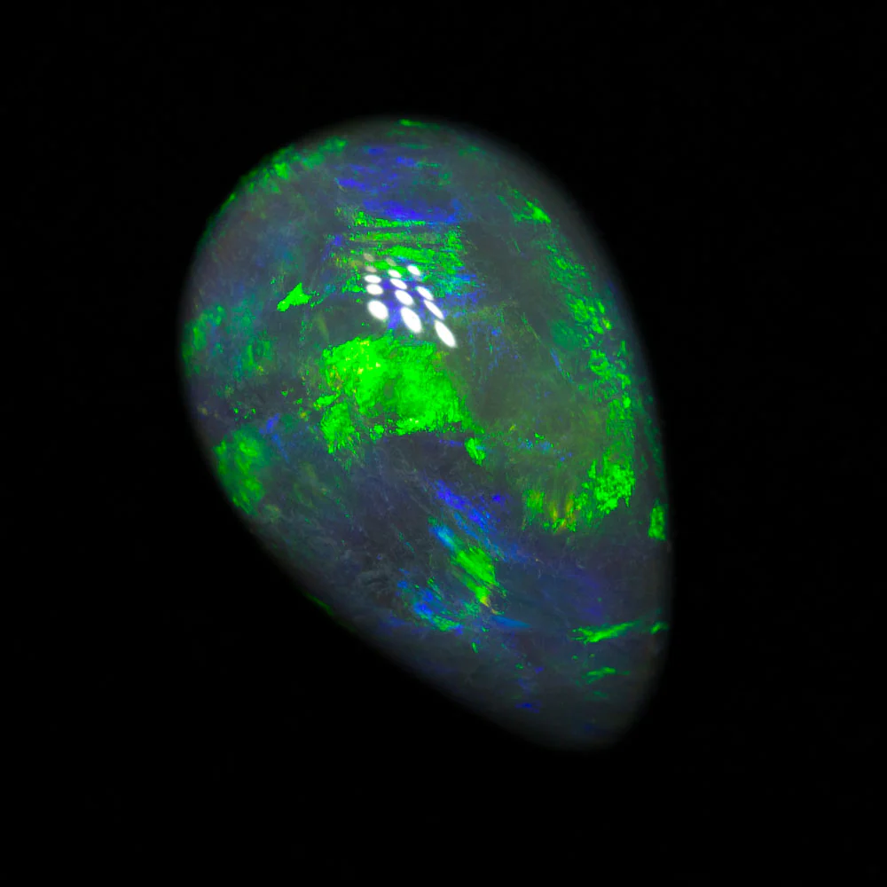4.49 ct black opal 13.7x9.3x6.1mm