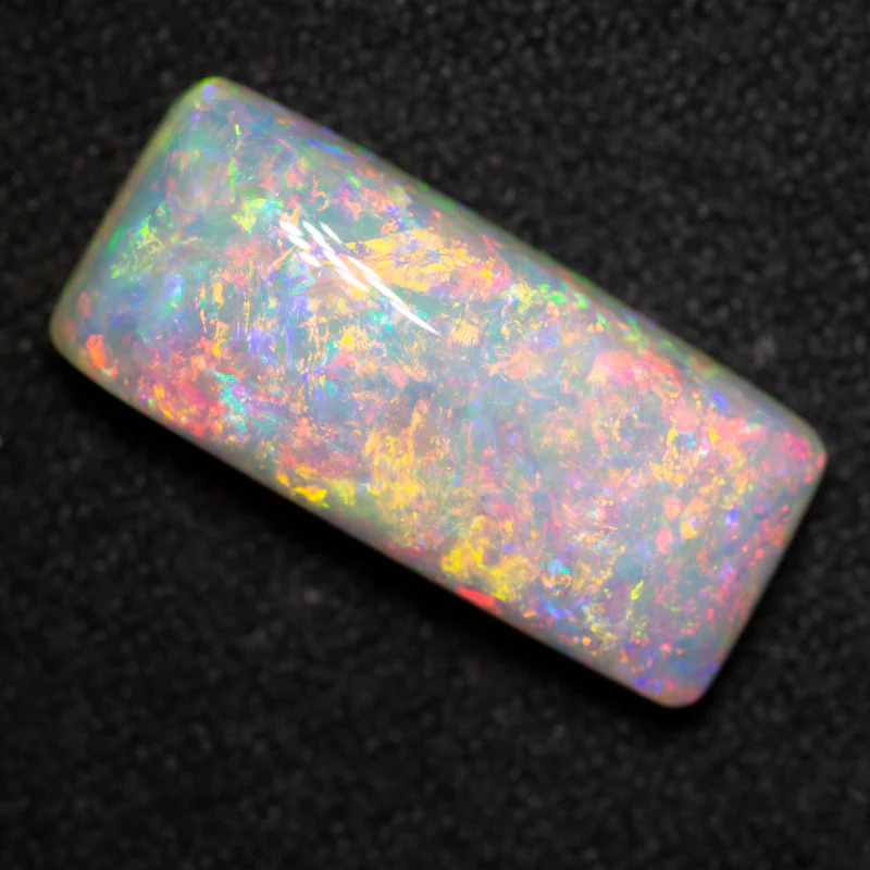 4.77 ct double sided white opal 16x7x5mm