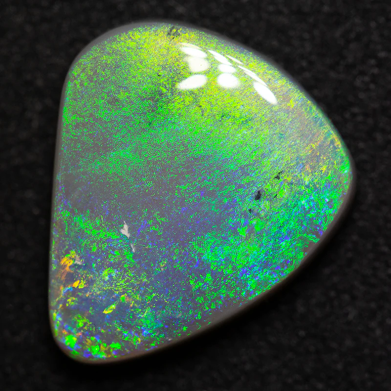 5.61 ct dark opal 15x13.1x4.5mm