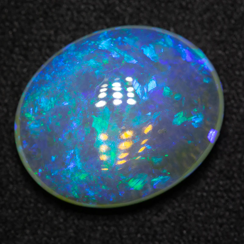 5.84 ct double-sided crystal opal 14.9x12.2x5.2mm