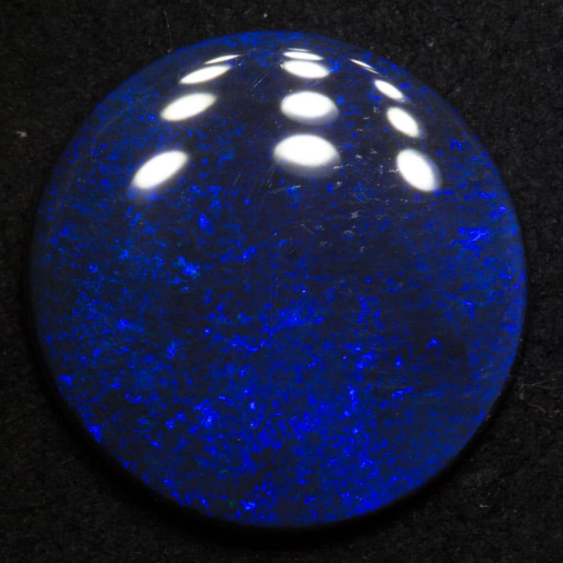 6.69 ct black opal 16.8x16.8x3.3mm