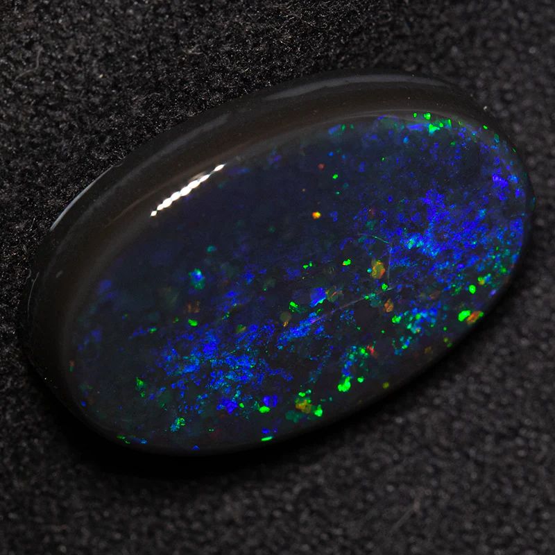 6.86 ct black opal 17.7x11.7x4.2mm