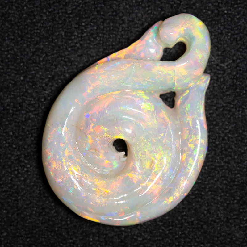 7.00 ct white opal carving 21.5x15.1x4.9mm