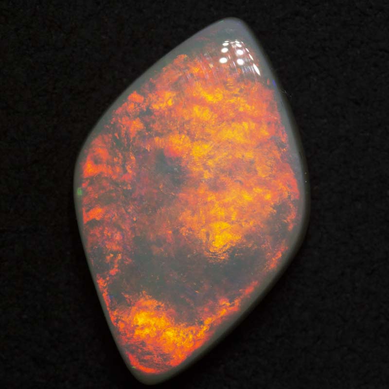 7.39 ct dark opal 19.5x12.2x5.4mm
