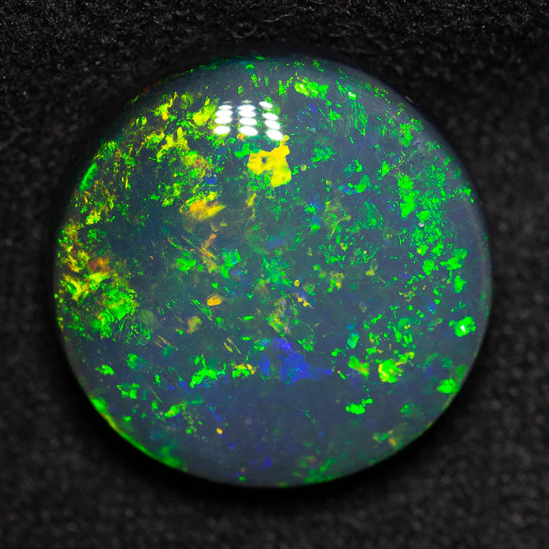 7.60 ct black opal 14x14x5.8mm