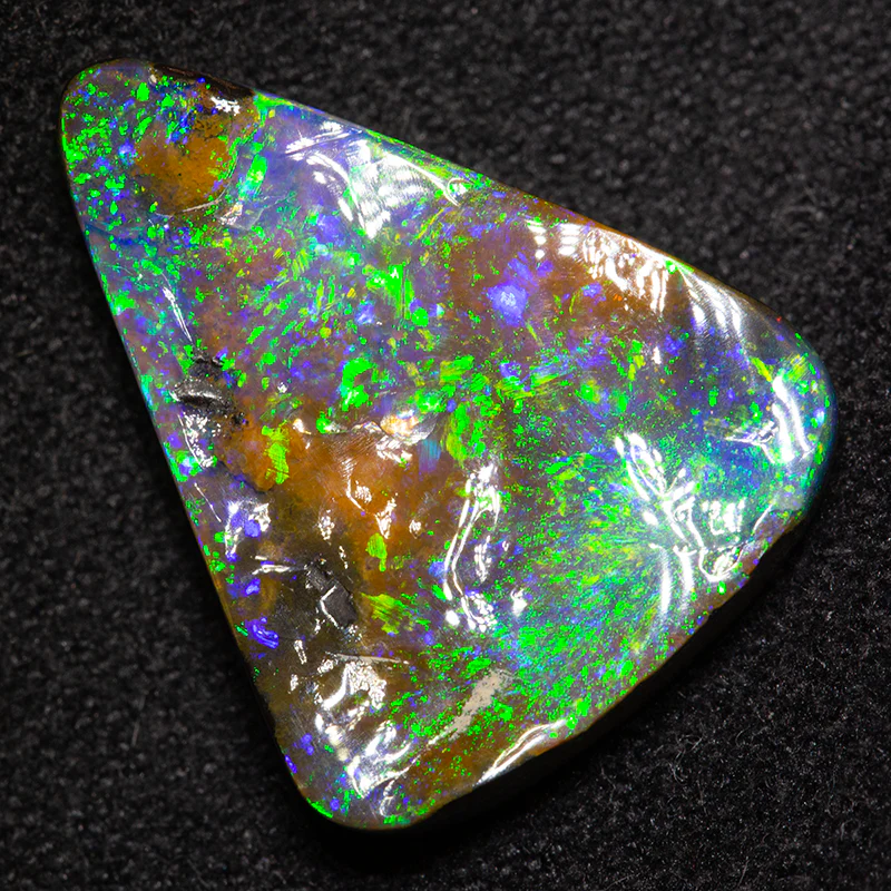 7.79 ct boulder opal 17.8x14.2x4.5mm