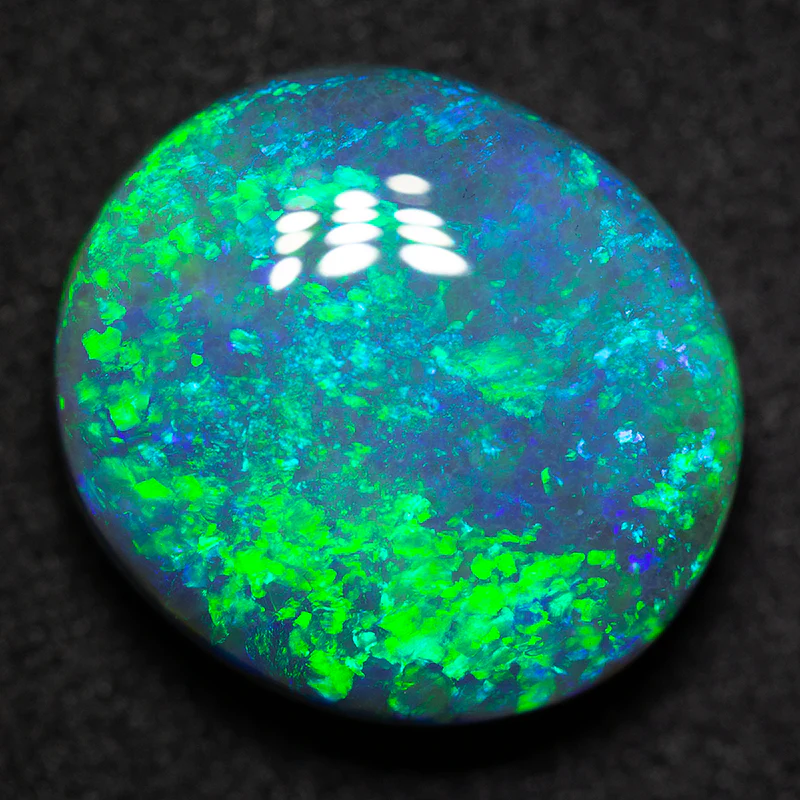 8.83 ct black opal 14.9x13.6x6.1mm