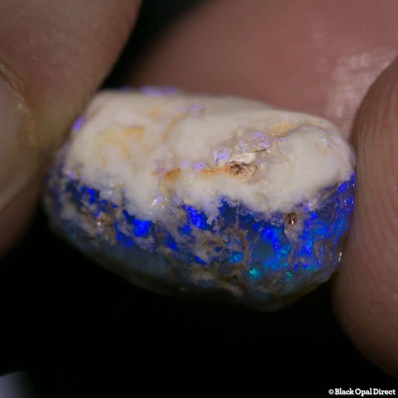 9.70 ct rough opal piece 17mm across