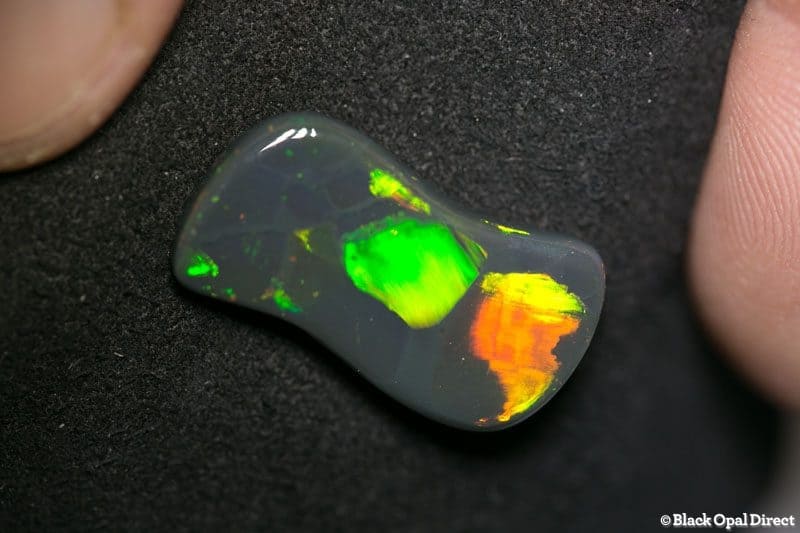 9.89 ct black opal carving 22x12x4.5mm