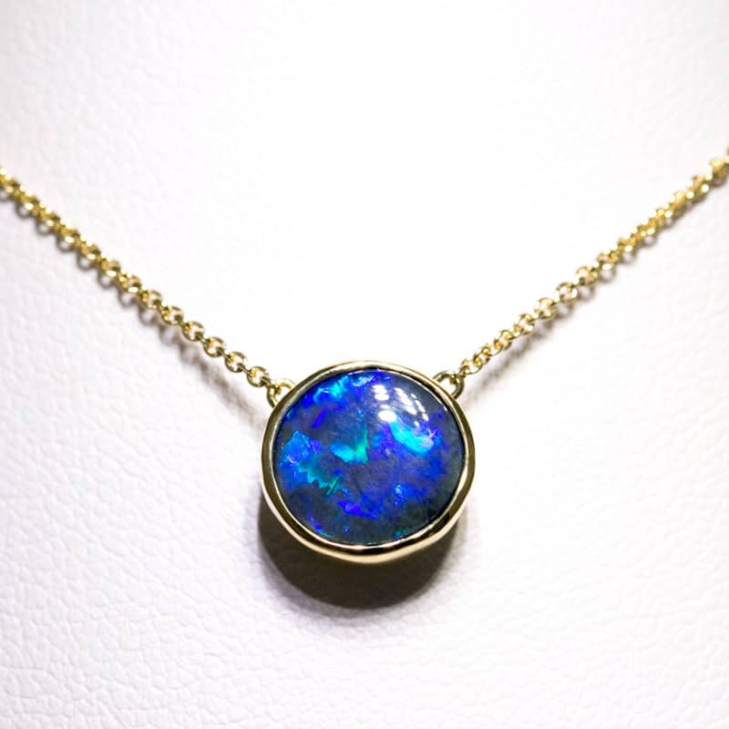 Johanna 18kt Gold Necklace 2.23ct with Black Opal