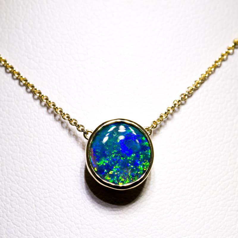 Johanna 18kt Gold Necklace with 0.94ct Black Opal